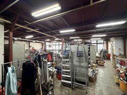 E9 Premium (D27), Factory #633723171